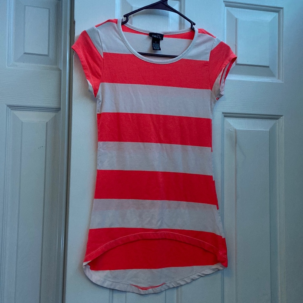 Rue 21 pink and white shirt